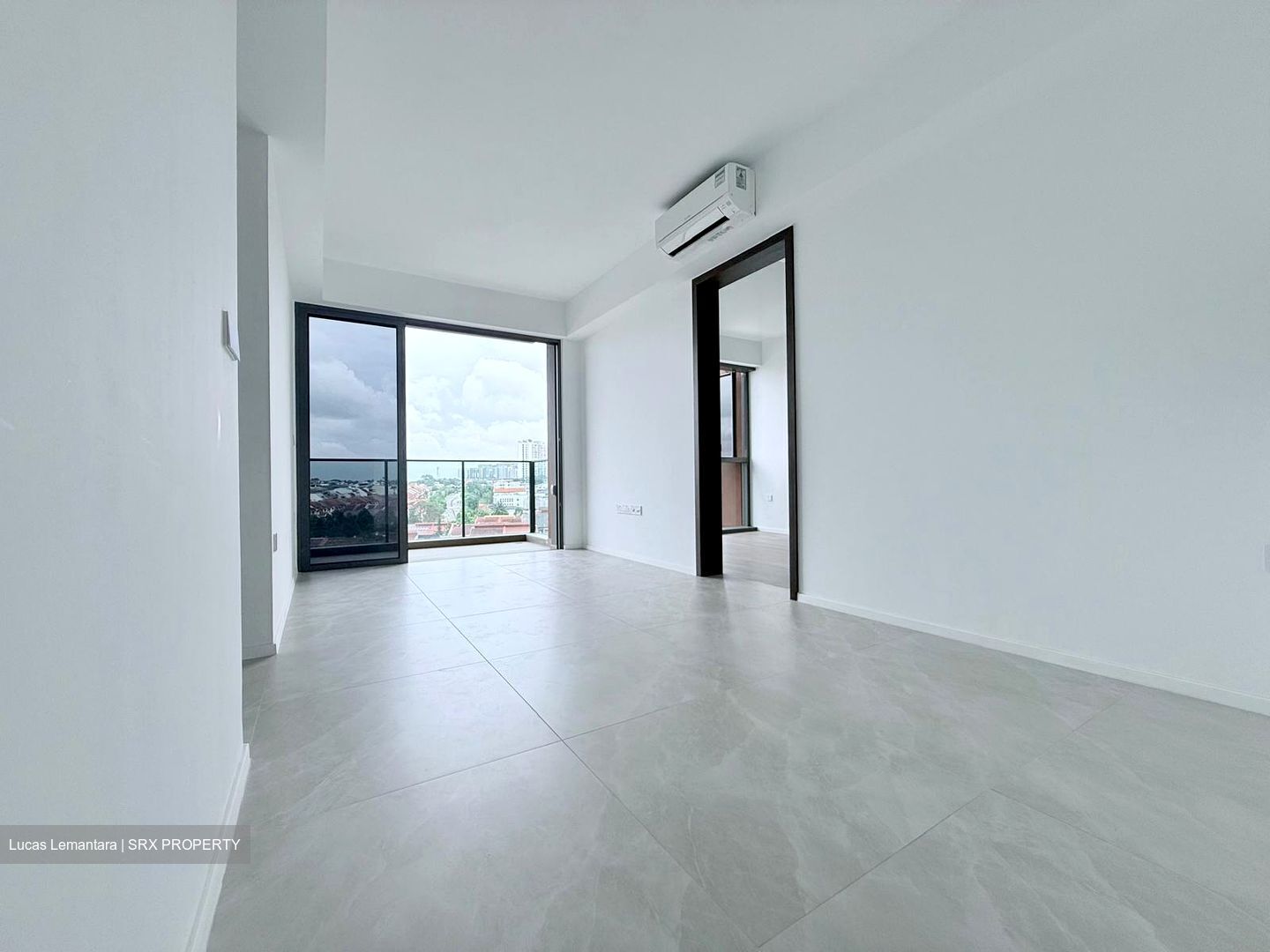 Amo Residence (D20), Apartment #584920821